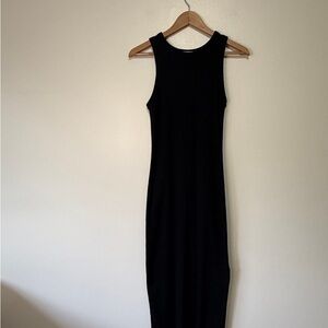 Elegant Black Sleeveless Dress